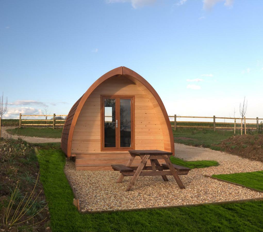 Mallow Glamping Pod 첼튼엄 외부 사진